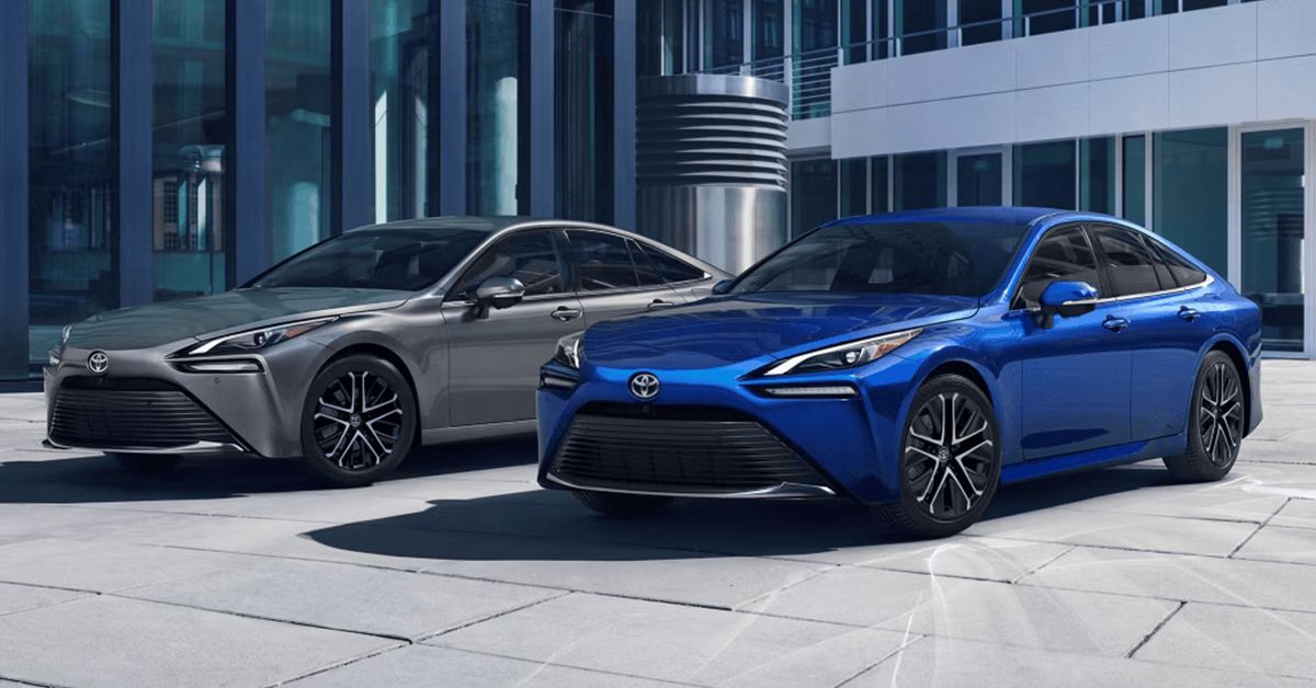 Toyota Mirai history hydrogen fuel cell